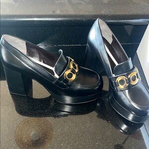 Elegant Black Platform Loafers